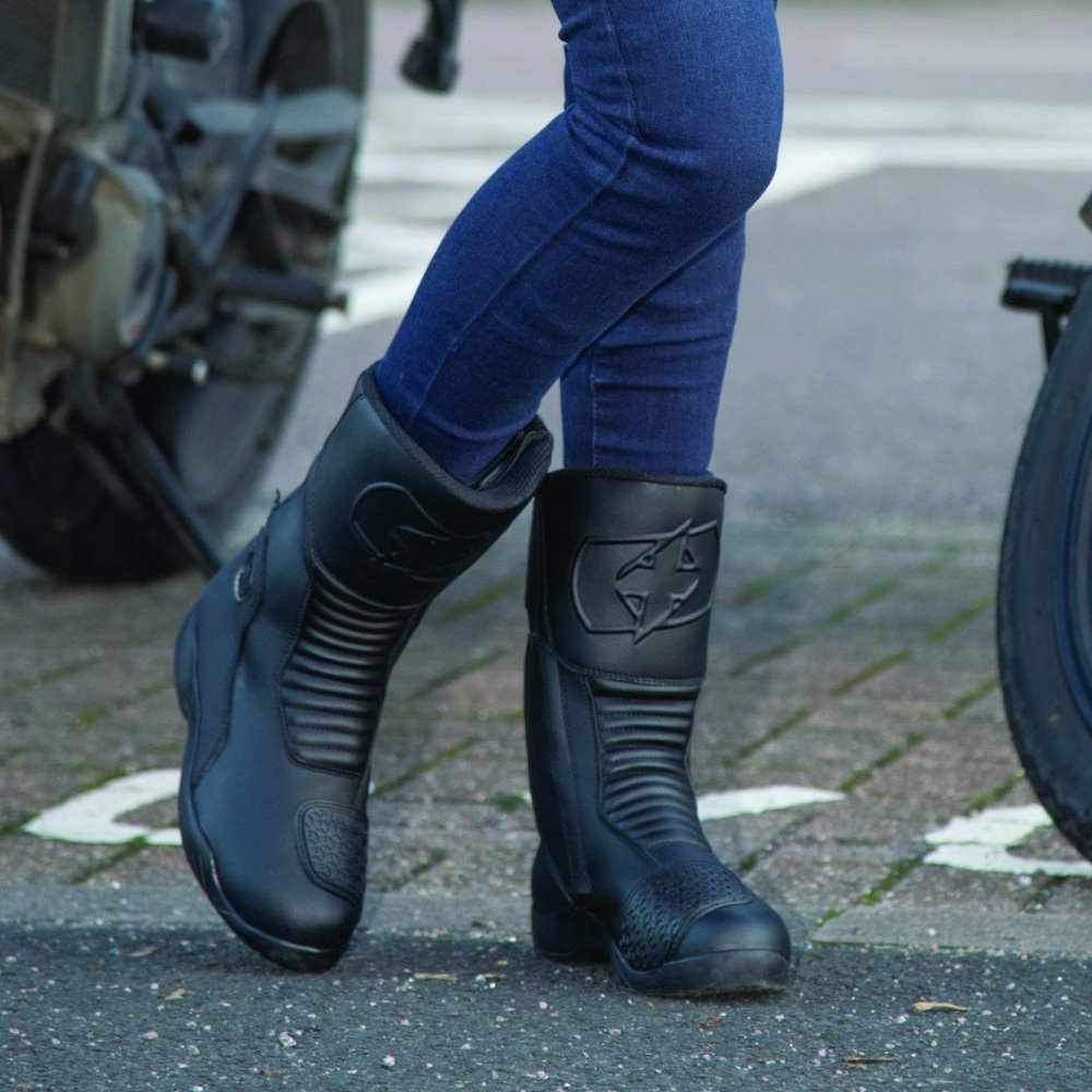 Women's-Boots